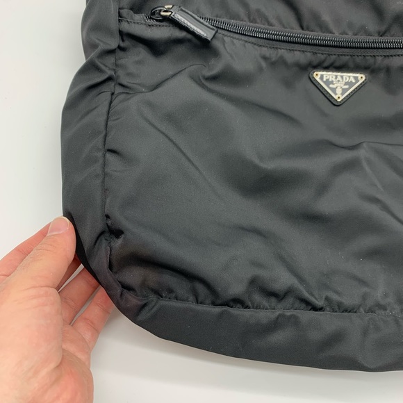 🔥 PRADA Tote 🔥 - Picture 9 of 9